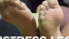 Cute Soles And Toes Close-ups In Green Fishnet Knee Socks