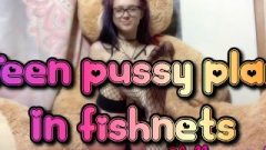 Nubile Fanny Play In Fishnets